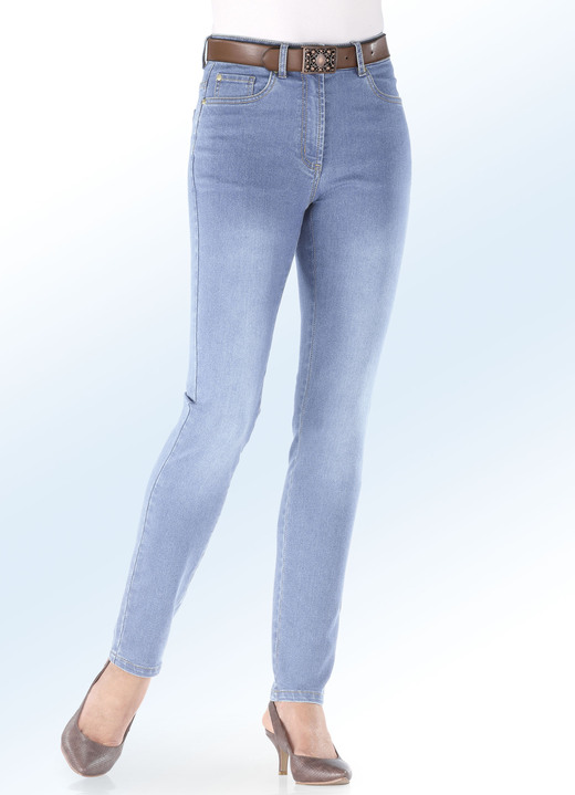 Hosen - Basic-Jeans, in Größe 017 bis 052, in Farbe HELLBLAU Ansicht 1